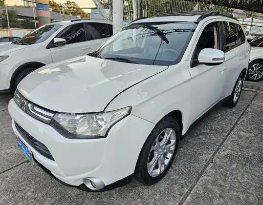 MITSUBISHI OUTLANDER 2.0 16V GASOLINA 4P AUTOMÁTICO MITSUBISHI OUTLANDER 2.0 16V GASOLINA 4P AUTOMÁTICO