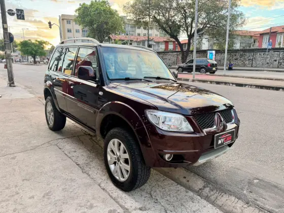 MITSUBISHI PAJERO 2.5 HD 4X4 8V TURBO INTERCOOLER DIESEL 4P MANUAL MITSUBISHI PAJERO 2.5 HD 4X4 8V TURBO INTERCOOLER DIESEL 4P MANUAL