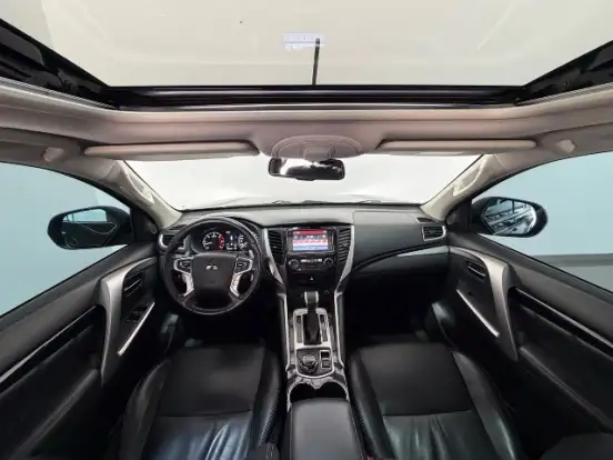 MITSUBISHI-PAJERO SPORT-2019