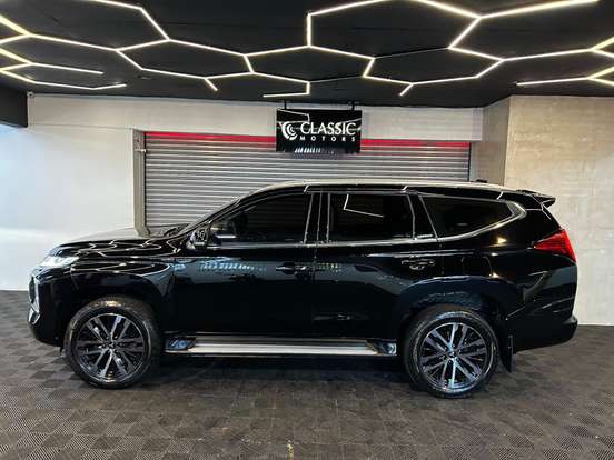 MITSUBISHI-PAJERO SPORT-2.4 16V MIVEC TURBO DIESEL LEGEND AWD AUTOMÁTICO MITSUBISHI-PAJERO SPORT-2024