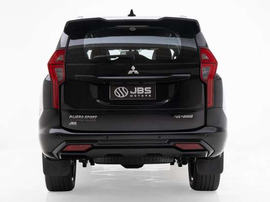 MITSUBISHI-PAJERO SPORT-2.4 16V MIVEC TURBO DIESEL LEGEND BLACK AWD AUTOMÁTICO MITSUBISHI-PAJERO SPORT-2024