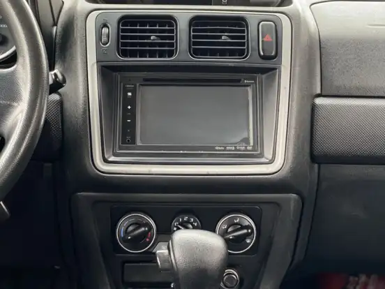 MITSUBISHI-PAJERO TR4-2.0 4X4 16V 140CV FLEX 4P AUTOMÁTICO MITSUBISHI-PAJERO TR4-2013