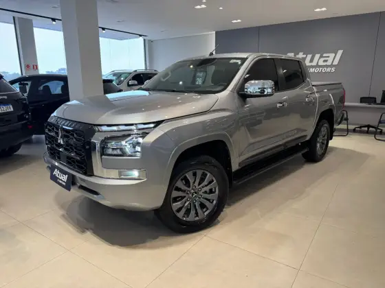 MITSUBISHI TRITON 2.4 BITURBO DIESEL CD HPE 4X4 AUTOMÁTICO