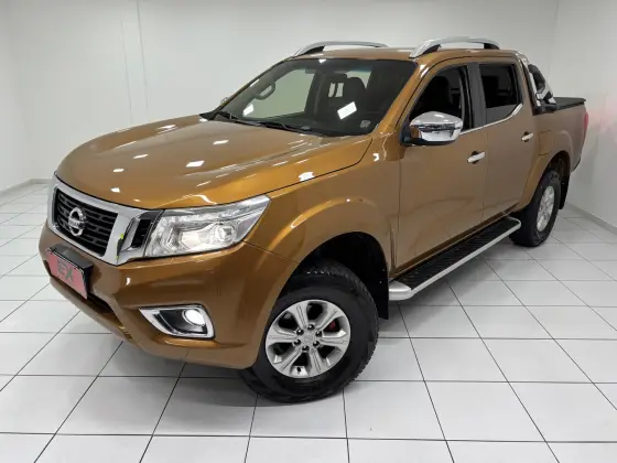 NISSAN FRONTIER 2.3 16V TURBO DIESEL LE CD 4X4 AUTOMÁTICO NISSAN FRONTIER 2.3 16V TURBO DIESEL LE CD 4X4 AUTOMÁTICO