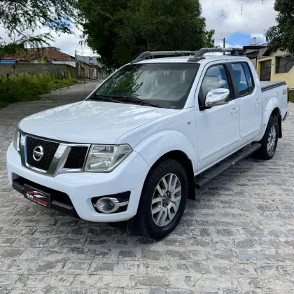 NISSAN FRONTIER 2.5 SL 4X4 CD TURBO ELETRONIC DIESEL 4P AUTOMÁTICO NISSAN FRONTIER 2.5 SL 4X4 CD TURBO ELETRONIC DIESEL 4P AUTOMÁTICO