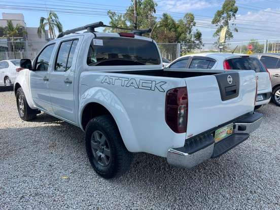 NISSAN-FRONTIER-2014