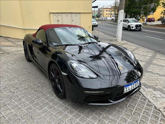 PORSCHE-718-2019