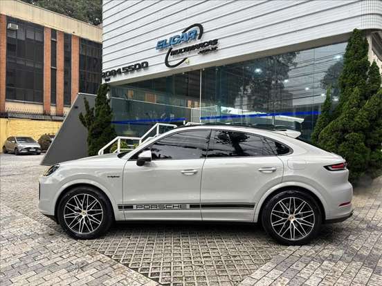 PORSCHE-CAYENNE-2024