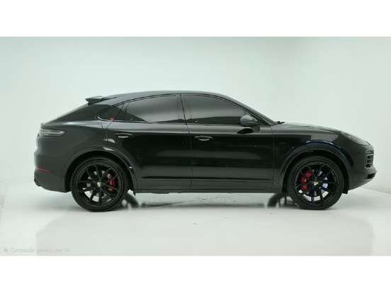 PORSCHE-CAYENNE-2023