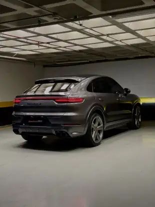 PORSCHE-CAYENNE-2023