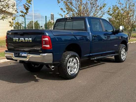 RAM-2500-6.7 I6 TURBO DIESEL LARAMIE CD 4X4 AUTOMÁTICO RAM-2500-2023