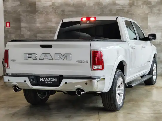 RAM-CLASSIC-5.7 V8 GASOLINA LARAMIE CD 4X4 AUTOMÁTICO RAM-CLASSIC-2023