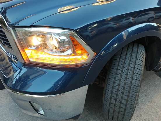 RAM-1500-5.7 V8 GASOLINA LIMITED CD 4X4 AUTOMÁTICO RAM-1500-2023