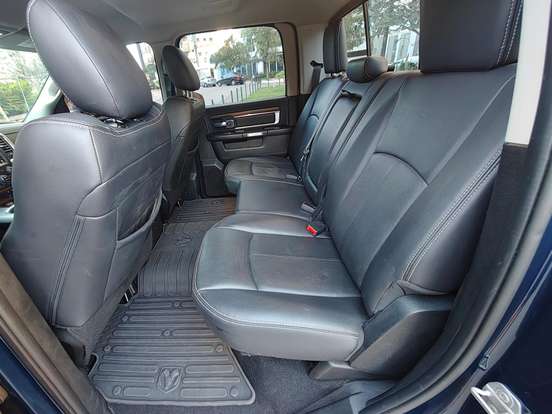 RAM-1500-5.7 V8 GASOLINA LIMITED CD 4X4 AUTOMÁTICO RAM-1500-2023