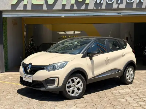 RENAULT CAPTUR 1.6 16V SCE FLEX LIFE X-TRONIC RENAULT CAPTUR 1.6 16V SCE FLEX LIFE X-TRONIC