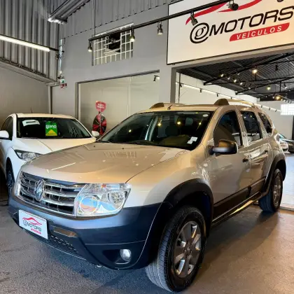 RENAULT DUSTER 1.6 4X2 16V FLEX 4P MANUAL RENAULT DUSTER 1.6 4X2 16V FLEX 4P MANUAL
