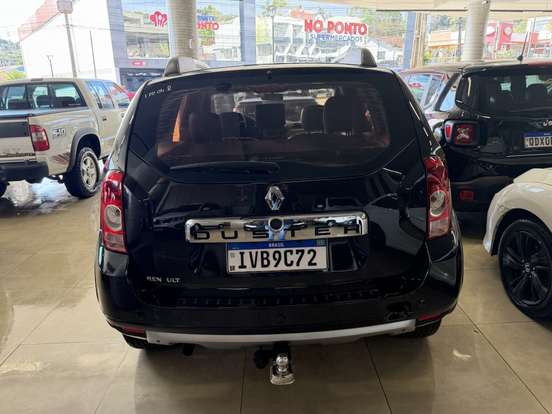 RENAULT-DUSTER-2013