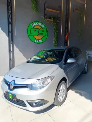 RENAULT FLUENCE 2.0 DYNAMIQUE PLUS 16V FLEX 4P AUTOMÁTICO RENAULT FLUENCE 2.0 DYNAMIQUE PLUS 16V FLEX 4P AUTOMÁTICO