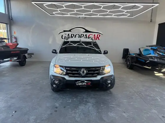 RENAULT OROCH 1.3 TCE FLEX OUTSIDER X-TRONIC RENAULT OROCH 1.3 TCE FLEX OUTSIDER X-TRONIC