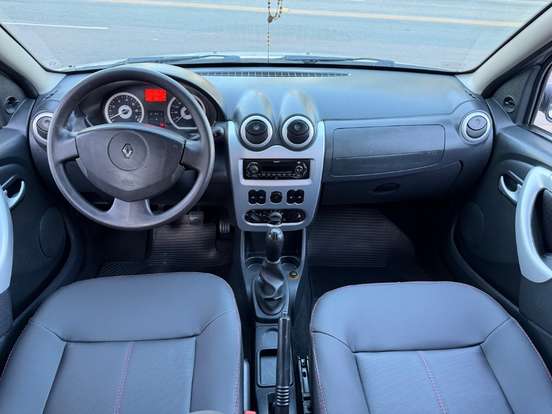 RENAULT-SANDERO-1.6 STEPWAY 16V FLEX 4P MANUAL RENAULT-SANDERO-2009