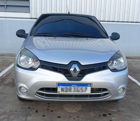 RENAULT-CLIO-2013