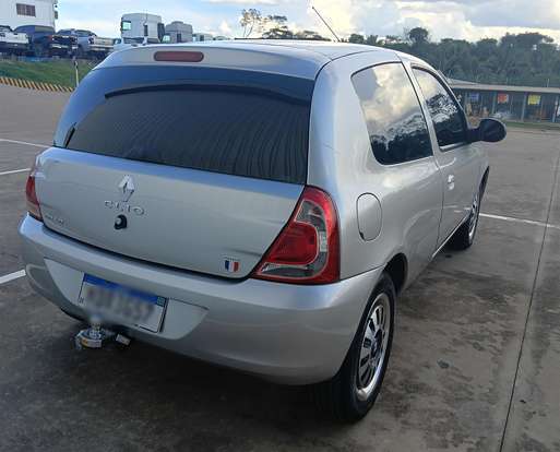 RENAULT-CLIO-2013