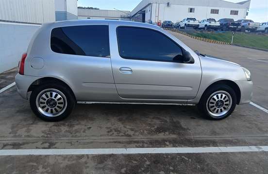 RENAULT-CLIO-2013