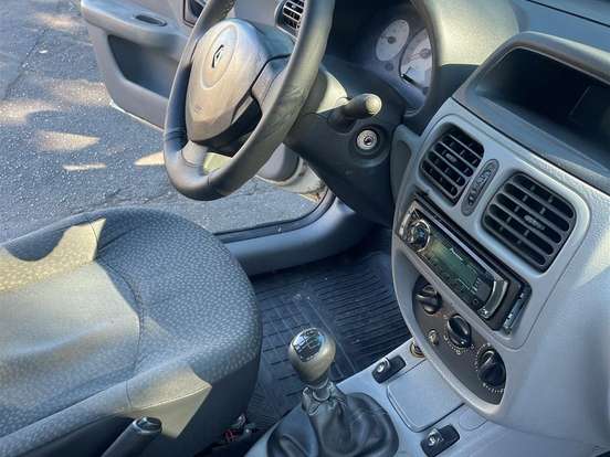 RENAULT-CLIO-1.6 AUTHENTIQUE 16V FLEX 4P MANUAL RENAULT-CLIO-2007