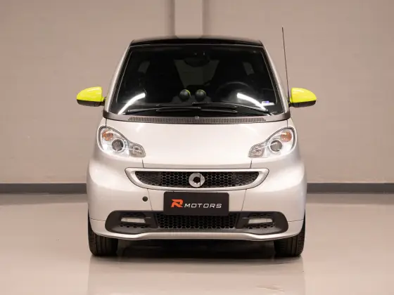 SMART FORTWO 1.0 COUPÊ TURBO 12V GASOLINA 2P AUTOMÁTICO SMART FORTWO 1.0 COUPÊ TURBO 12V GASOLINA 2P AUTOMÁTICO