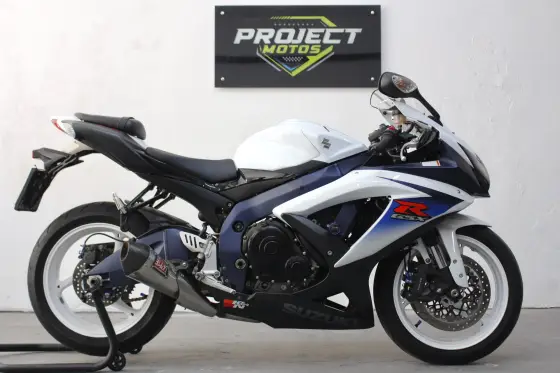 SUZUKI GSX-R750 