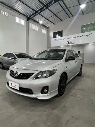 TOYOTA COROLLA 1.8 GLI 16V FLEX 4P AUTOMÁTICO TOYOTA COROLLA 1.8 GLI 16V FLEX 4P AUTOMÁTICO