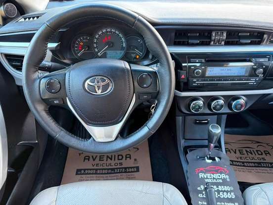 TOYOTA-COROLLA-2015