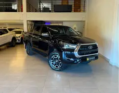 TOYOTA HILUX 2.8 D-4D TURBO DIESEL CD SRX 4X4 AUTOMÁTICO TOYOTA HILUX 2.8 D-4D TURBO DIESEL CD SRX 4X4 AUTOMÁTICO