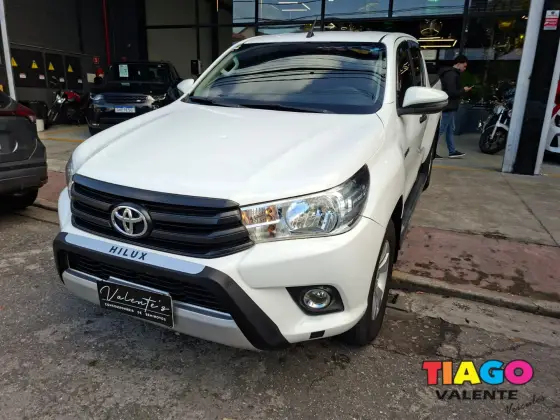 TOYOTA HILUX 2.8 NARROW 4X4 CD 16V DIESEL 4P MANUAL TOYOTA HILUX 2.8 NARROW 4X4 CD 16V DIESEL 4P MANUAL