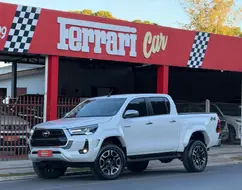 TOYOTA HILUX 2.8 D-4D TURBO DIESEL CD SRX PLUS 4X4 AUTOMÁTICO TOYOTA HILUX 2.8 D-4D TURBO DIESEL CD SRX PLUS 4X4 AUTOMÁTICO