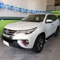 TOYOTA HILUX SW4 2.8 SRX DIAMOND 4X4 7 LUGARES 16V TURBO INTERCOOLER DIESEL 4P AUTOMÁTICO TOYOTA HILUX SW4 2.8 SRX DIAMOND 4X4 7 LUGARES 16V TURBO INTERCOOLER DIESEL 4P AUTOMÁTICO