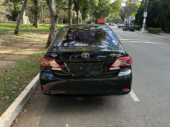 TOYOTA-COROLLA-1.8 GLI 16V FLEX 4P AUTOMÁTICO TOYOTA-COROLLA-2011