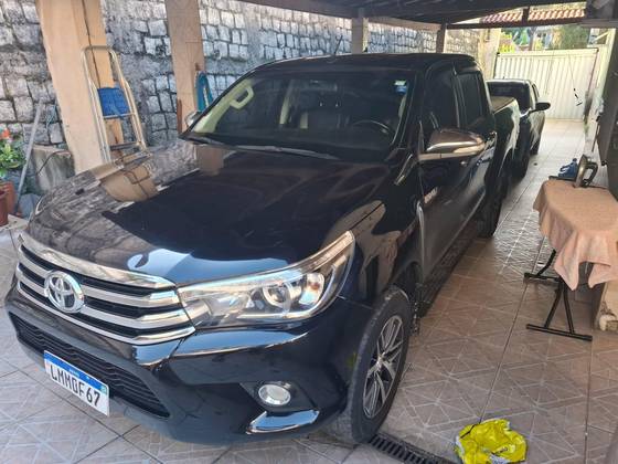 TOYOTA HILUX 2.8 SRX 4X4 CD 16V DIESEL 4P AUTOMÁTICO