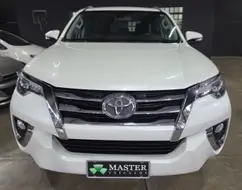 TOYOTA HILUX SW4 2.8 SRX 4X4 16V TURBO INTERCOOLER DIESEL 4P AUTOMÁTICO TOYOTA HILUX SW4 2.8 SRX 4X4 16V TURBO INTERCOOLER DIESEL 4P AUTOMÁTICO