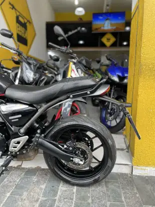 TRIUMPH-SPEED 400-2024