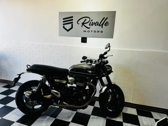 TRIUMPH SPEED TWIN TRIUMPH SPEED TWIN