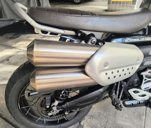 TRIUMPH-BONNEVILLE SCRAMBLER 1200 X TRIUMPH-BONNEVILLE SCRAMBLER 1200 X-2024