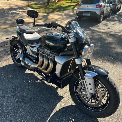 TRIUMPH ROCKET III GT 