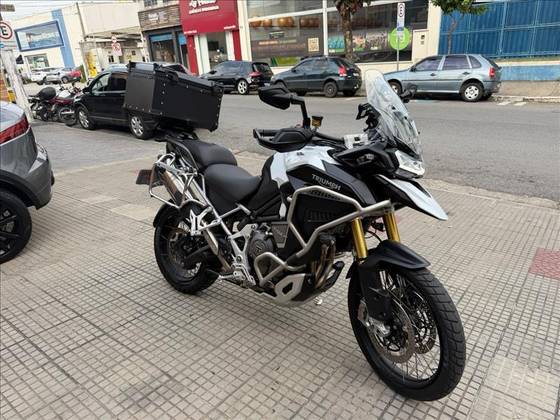 TRIUMPH TIGER 1200 RALLY EXPLORER 