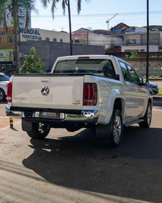 VOLKSWAGEN-AMAROK-2022