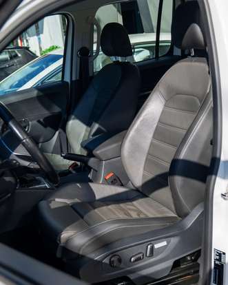 VOLKSWAGEN-AMAROK-2022