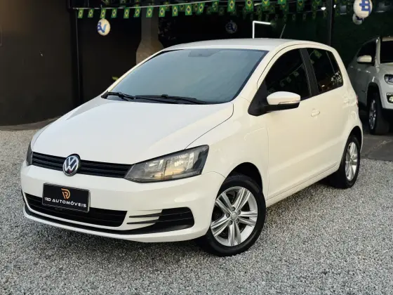 VOLKSWAGEN FOX 1.0 MPI TRENDLINE 12V FLEX 4P MANUAL VOLKSWAGEN FOX 1.0 MPI TRENDLINE 12V FLEX 4P MANUAL