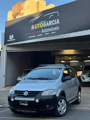 VOLKSWAGEN FOX 1.6 MI 8V FLEX 4P MANUAL VOLKSWAGEN FOX 1.6 MI 8V FLEX 4P MANUAL