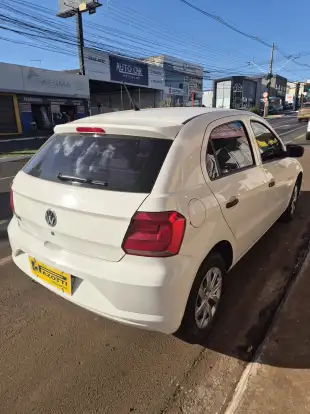VOLKSWAGEN-GOL-2022