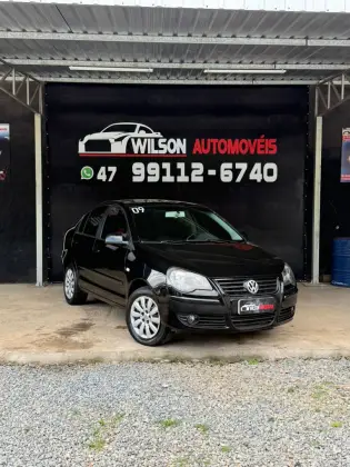VOLKSWAGEN POLO 1.6 MI COMFORTLINE 8V FLEX 4P MANUAL VOLKSWAGEN POLO 1.6 MI COMFORTLINE 8V FLEX 4P MANUAL